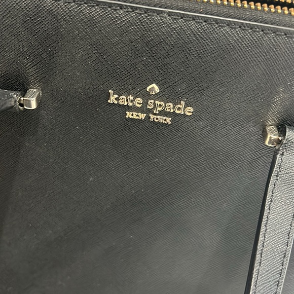 Kate Spade Purse with crossbody strap - Picture 2 of 6